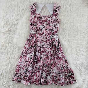 White House Black Market Spring Floral Flounce Dress, size 0